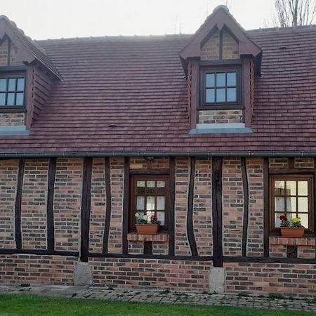 Le Petit Gite De La Varenne Saint-Hellier Zewnętrze zdjęcie
