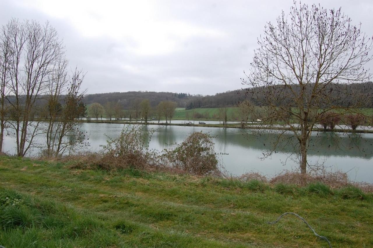 Le Petit Gite De La Varenne Saint-Hellier Zewnętrze zdjęcie