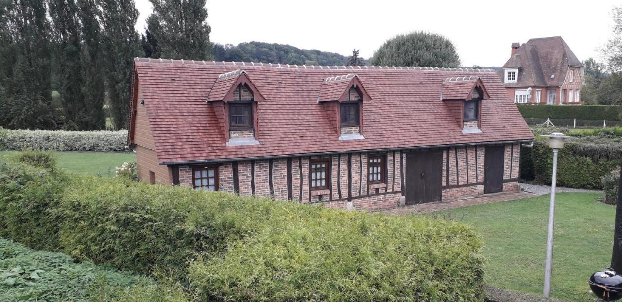 Le Petit Gite De La Varenne Saint-Hellier Zewnętrze zdjęcie